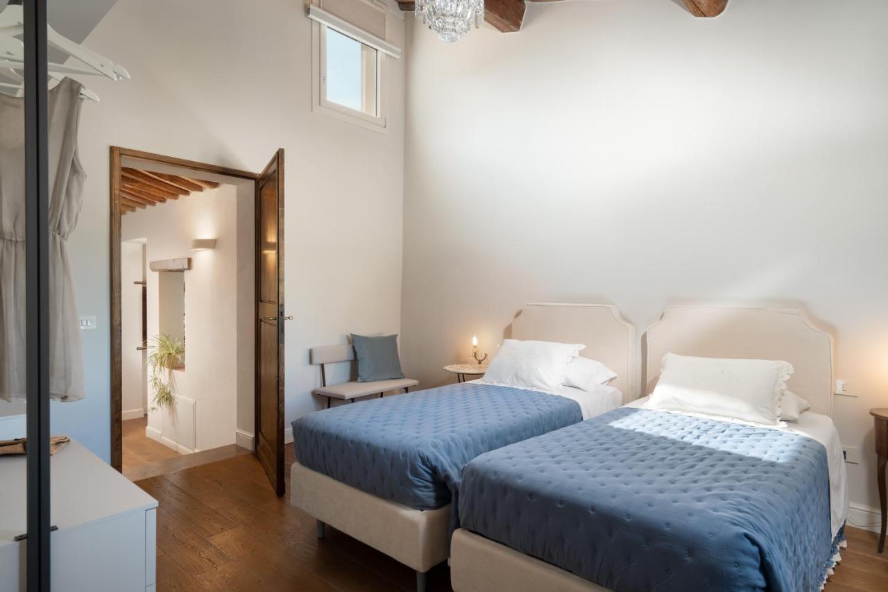 Villa Oliva - Pillo Holiday Villas กัมบาสซี แตร์เม ภายนอก รูปภาพ